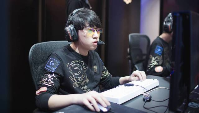 更是将冠军 更是将冠军